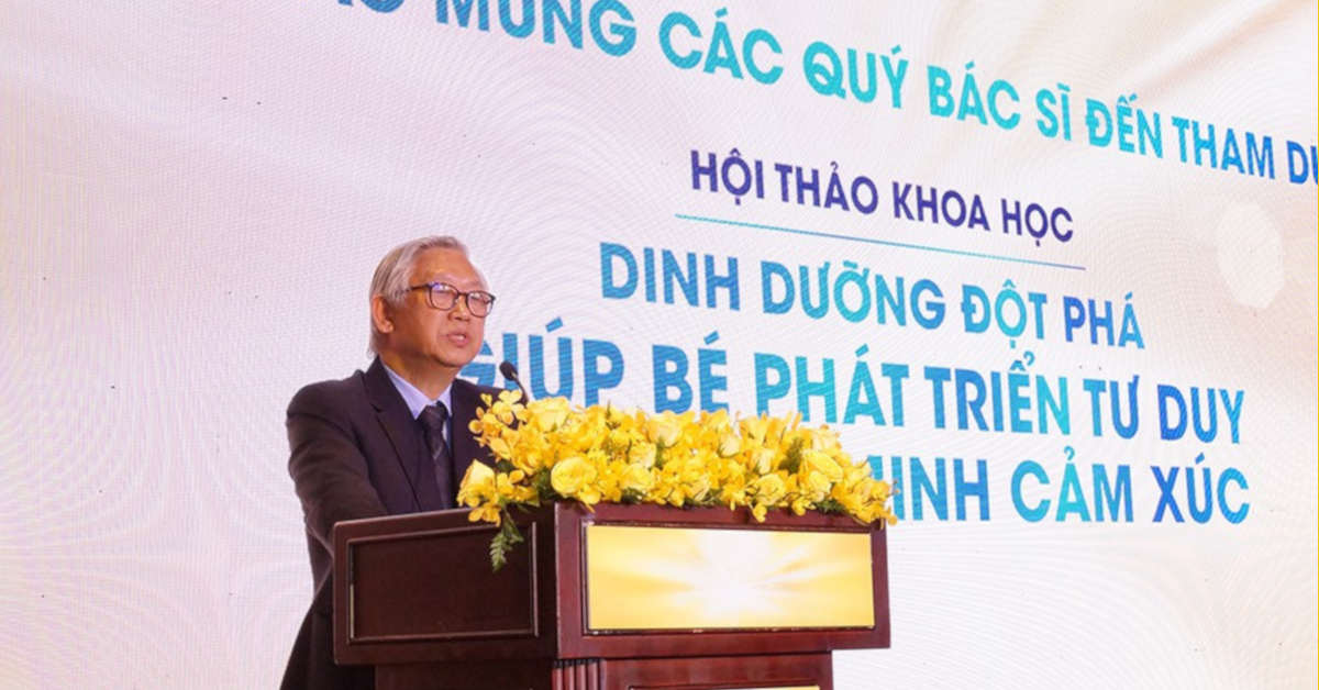 Bác sĩ Nguyễn Gia Khánh