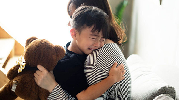Hãy lắng nghe cảm xúc của con