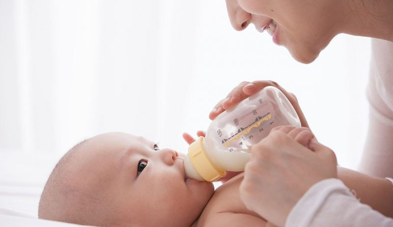 Không tự ý đổi sữa