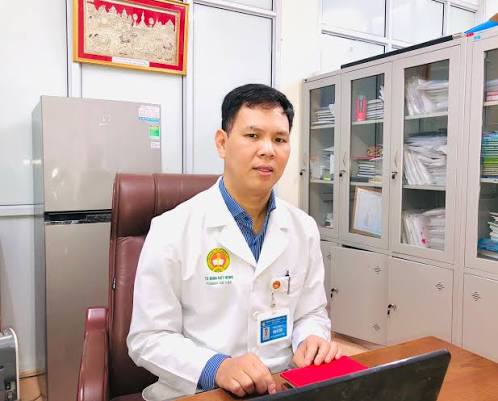 TS.BS Đinh Việt Hùng