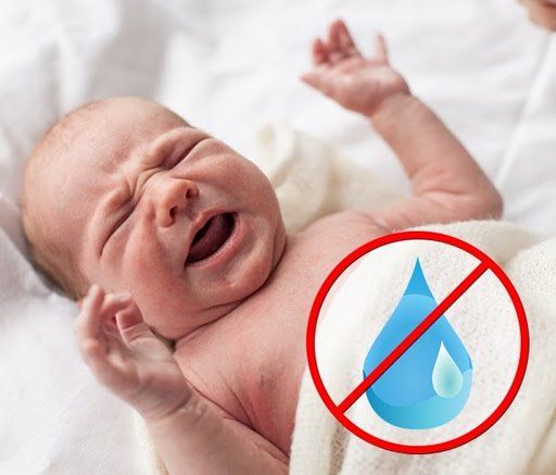Trẻ có biểu hiện mất nước
