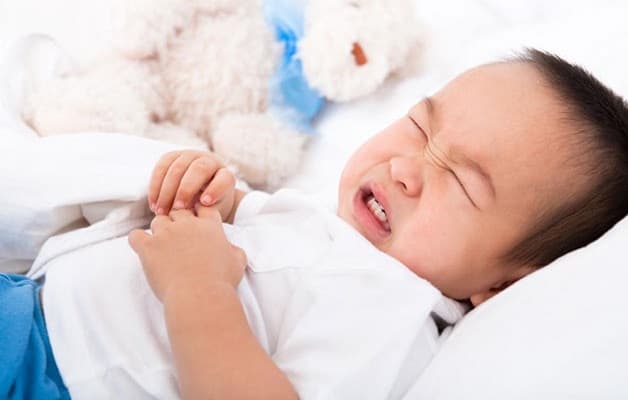 Trẻ có tiền sử bệnh tiêu hóa