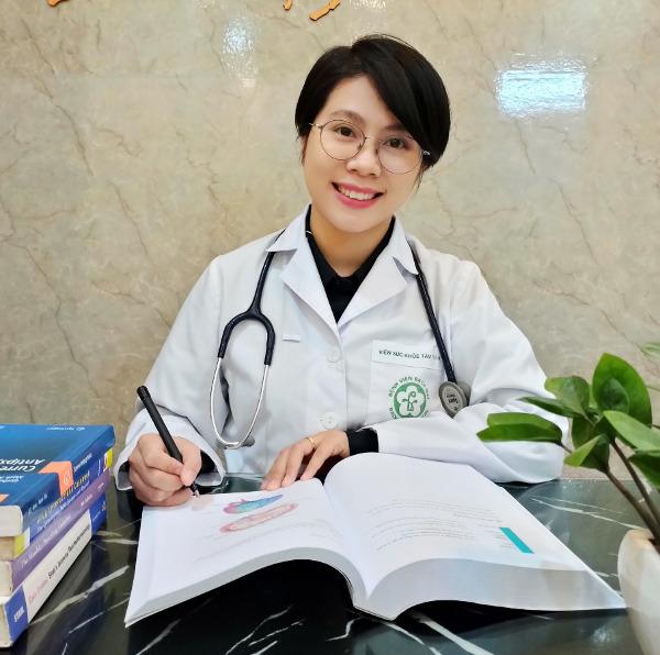 Bác sĩ Phương Thảo đã giúp nhiều bệnh nhân vượt qua bóng ma tâm lý của chính mình
