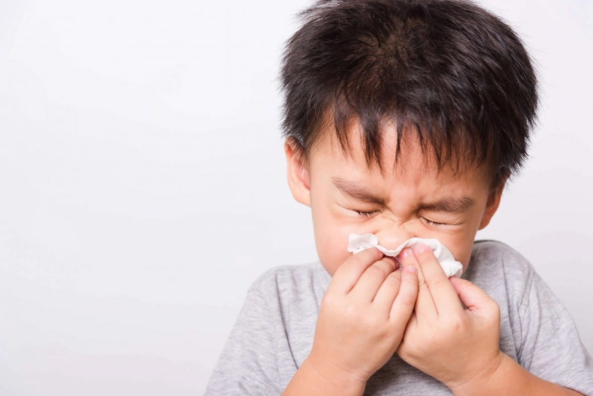 biểu hiện của sốt cảm lạnh ở trẻ