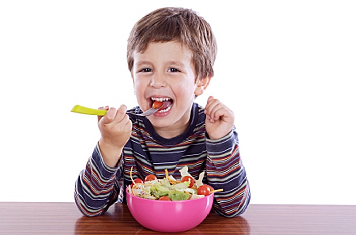 Dinh dưỡng nhi cần những gì?