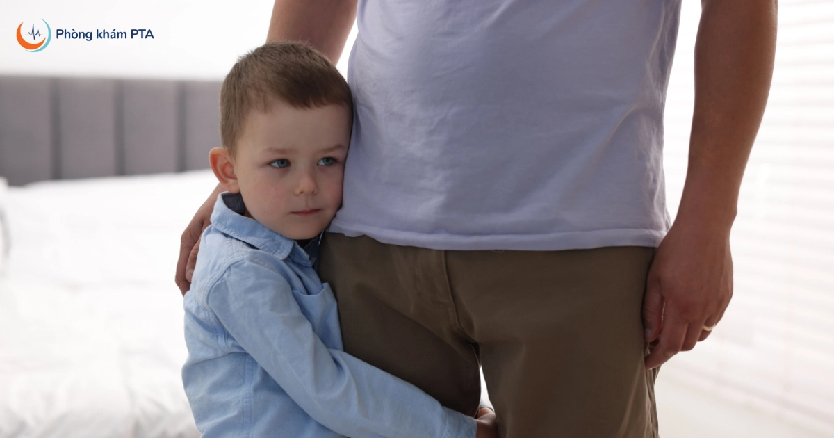 roi-loan-lo-au-chia-ly-separation-anxiety-disorder-la-gi