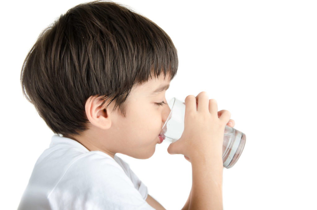 Cách trị táo bón cho bé tại nhà
