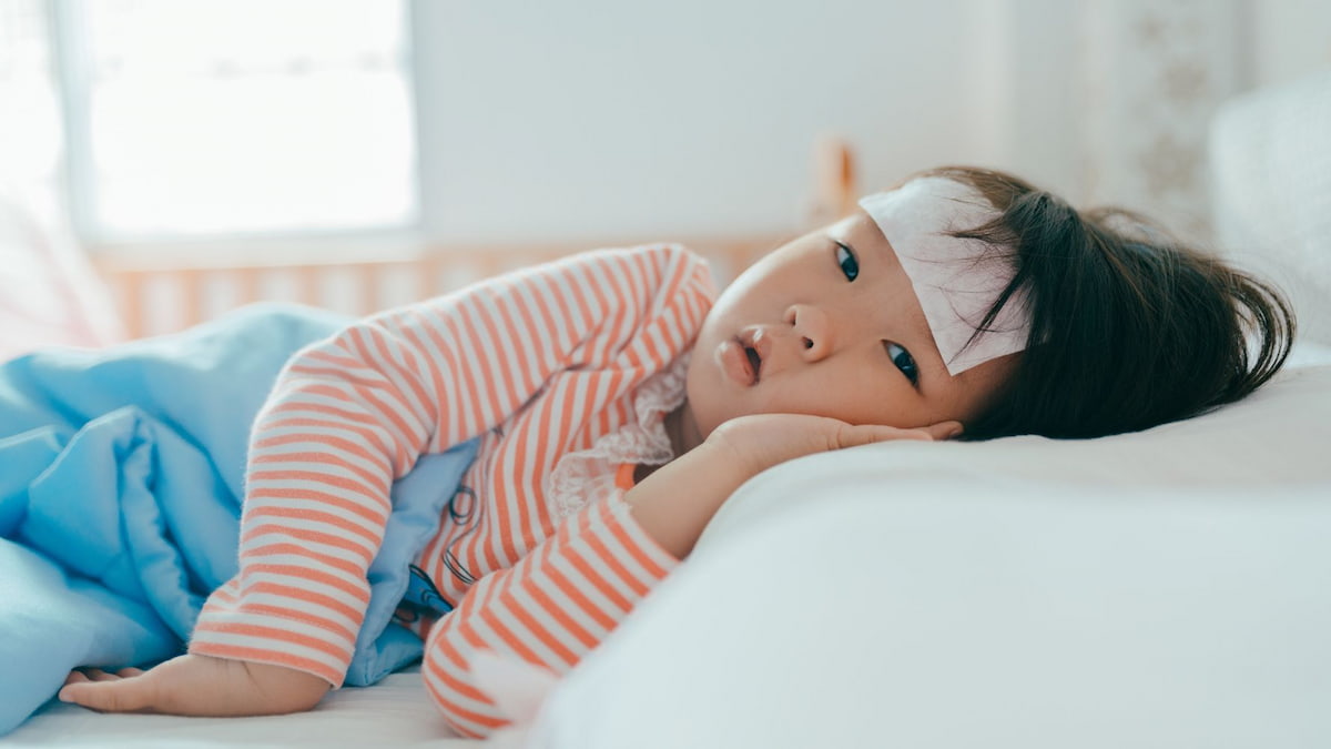 trẻ thường sốt cảm cúm
