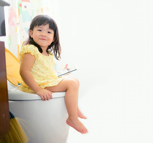 Mẹo trị táo bón cho bé bằng men vi sinh hiệu quả