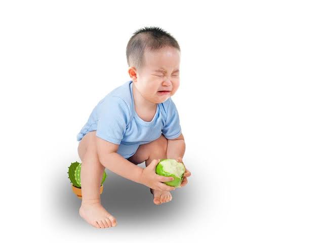 Trẻ bị táo bón là gì?