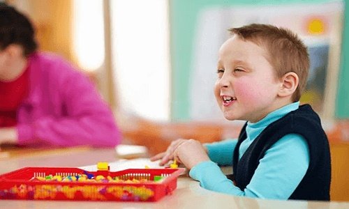 Trẻ chậm phát triển trí tuệ