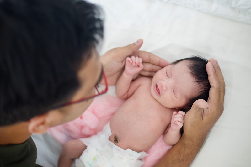 Vì sao trẻ rặn nhưng không đi ngoài?
